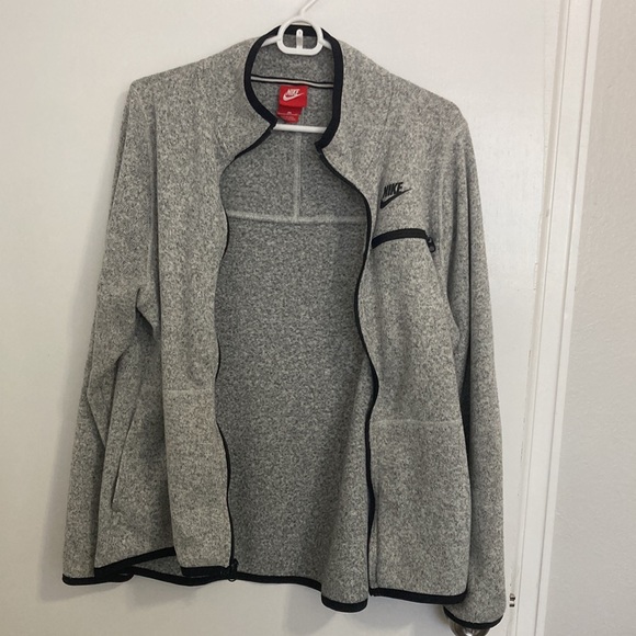 Nike Zip-Up Sweater/Jacket - Picture 2 of 7